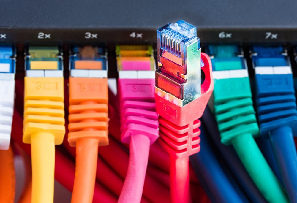 Cara memasang konektor RJ45 ke kabel UTP